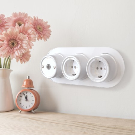 Рамка Favorit Runda белый W0035101