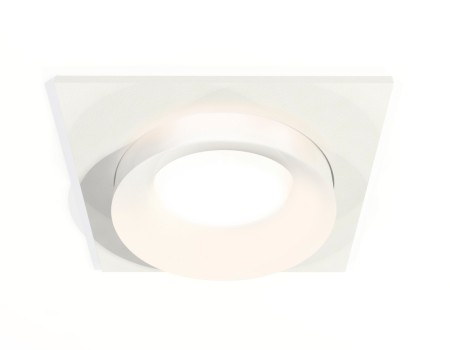 Точечный светильник XC XC7631044