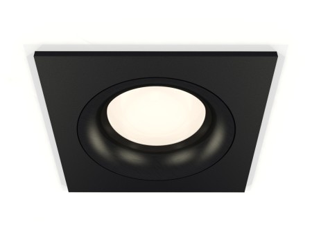 Точечный светильник XC XC7632002