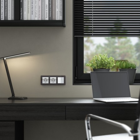 Розетка Встраиваемые механизмы белые акриловые W1171041