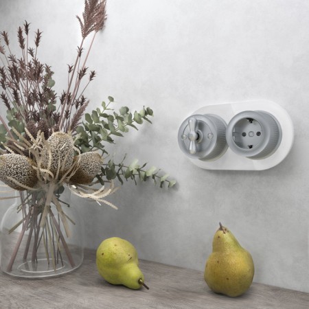 Рамка Favorit Runda белый W0025101