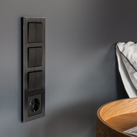 Выключатель Встраиваемые механизмы черные матовый W1122008