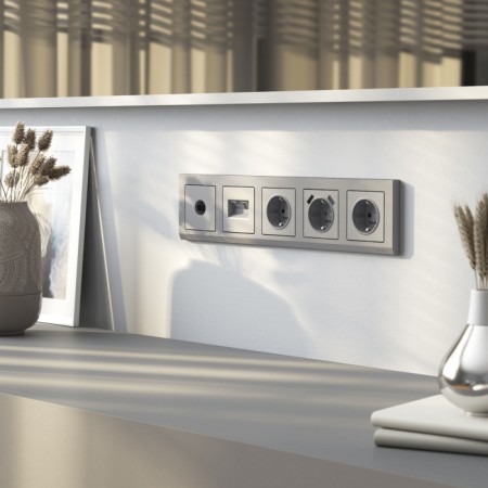 Розетка Встраиваемые механизмы серебряный матовый W1171065