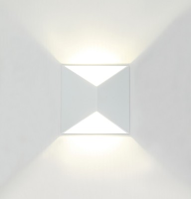 Светильник настенный LED 2*5W 4000K Белый 220V IP54 IL.0014.0012 WH