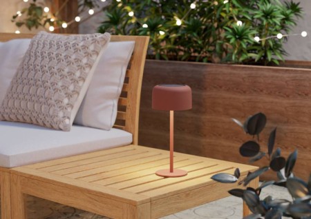 Уличный настольный светильник EGLO 901896