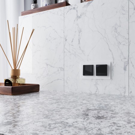 Розетка Встраиваемые механизмы черные акриловые W1171248